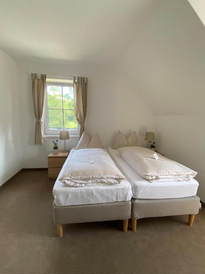 Hotel Dienstl Gut Launsdorf Экстерьер фото