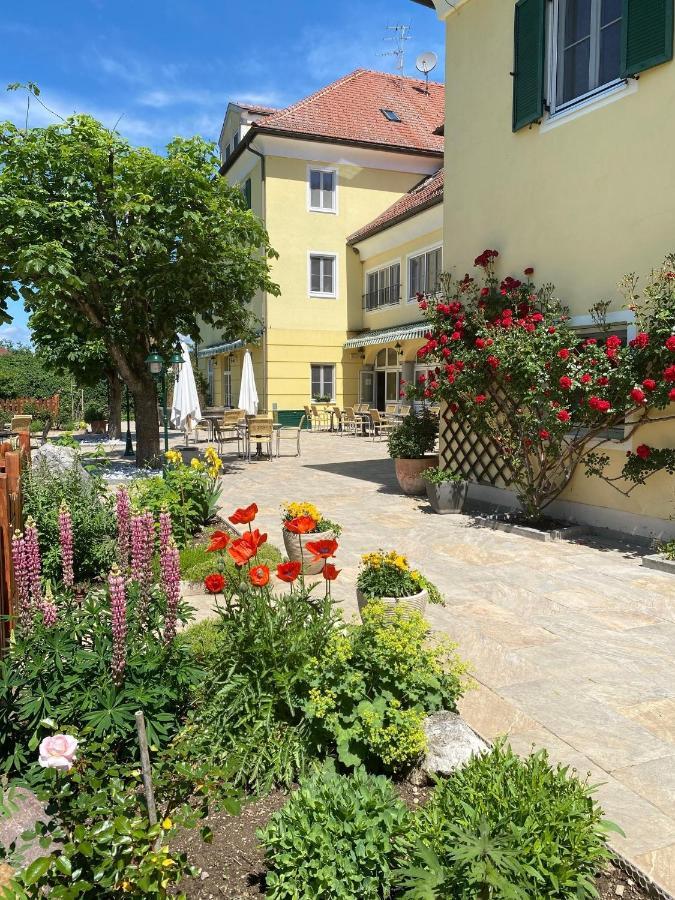 Hotel Dienstl Gut Launsdorf Экстерьер фото