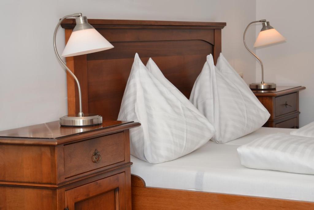 Hotel Dienstl Gut Launsdorf Номер фото