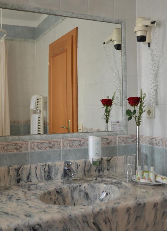 Hotel Dienstl Gut Launsdorf Номер фото